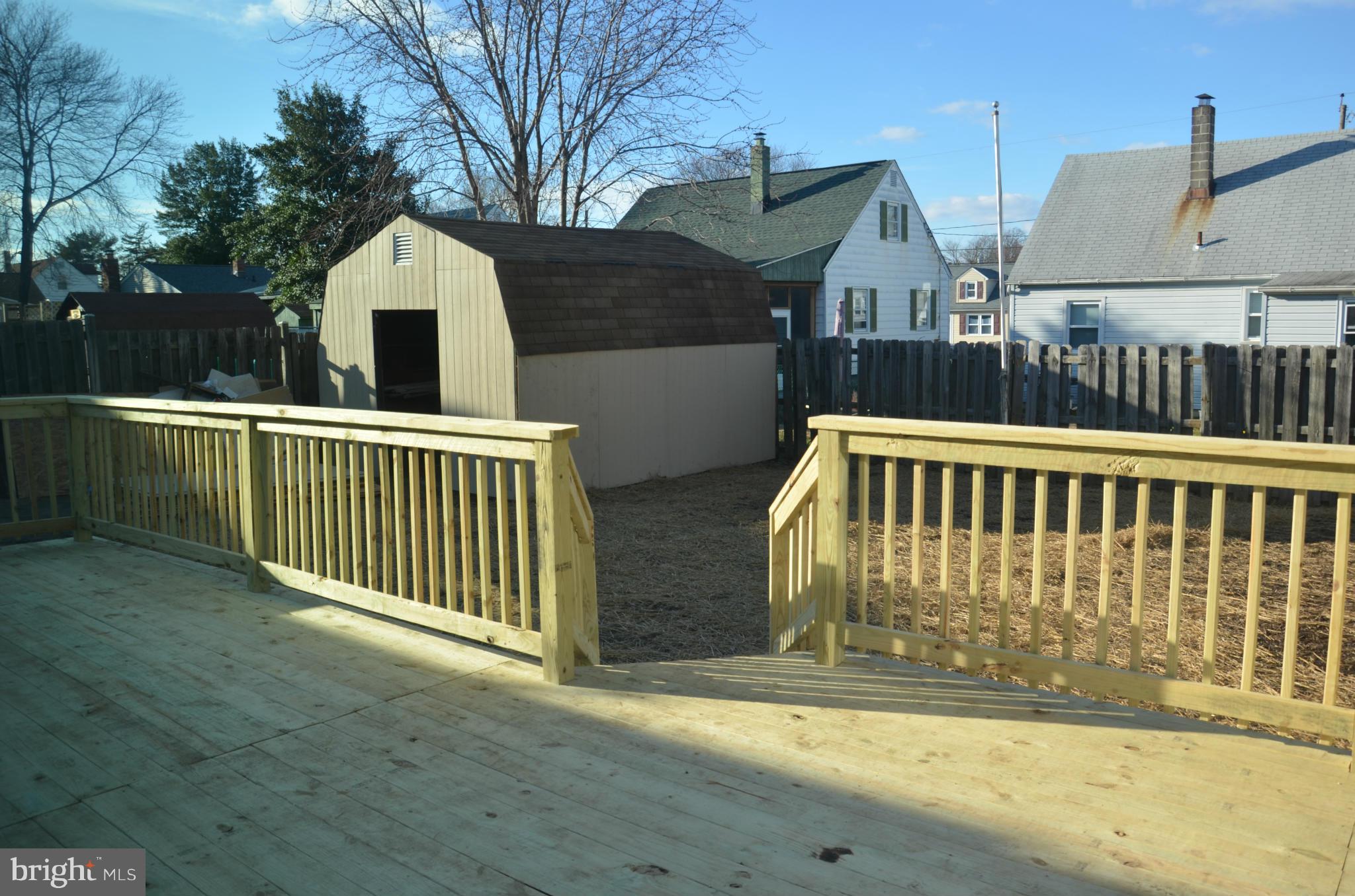 404 Holy Cross Road Baltimore, MD 21225 - Photo 23 of 24 Exterior (Rear)