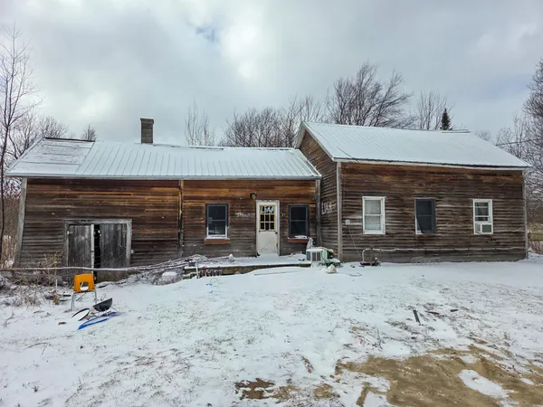 $20,000 | 49 Elbow Road, North Bangor, NY 12966