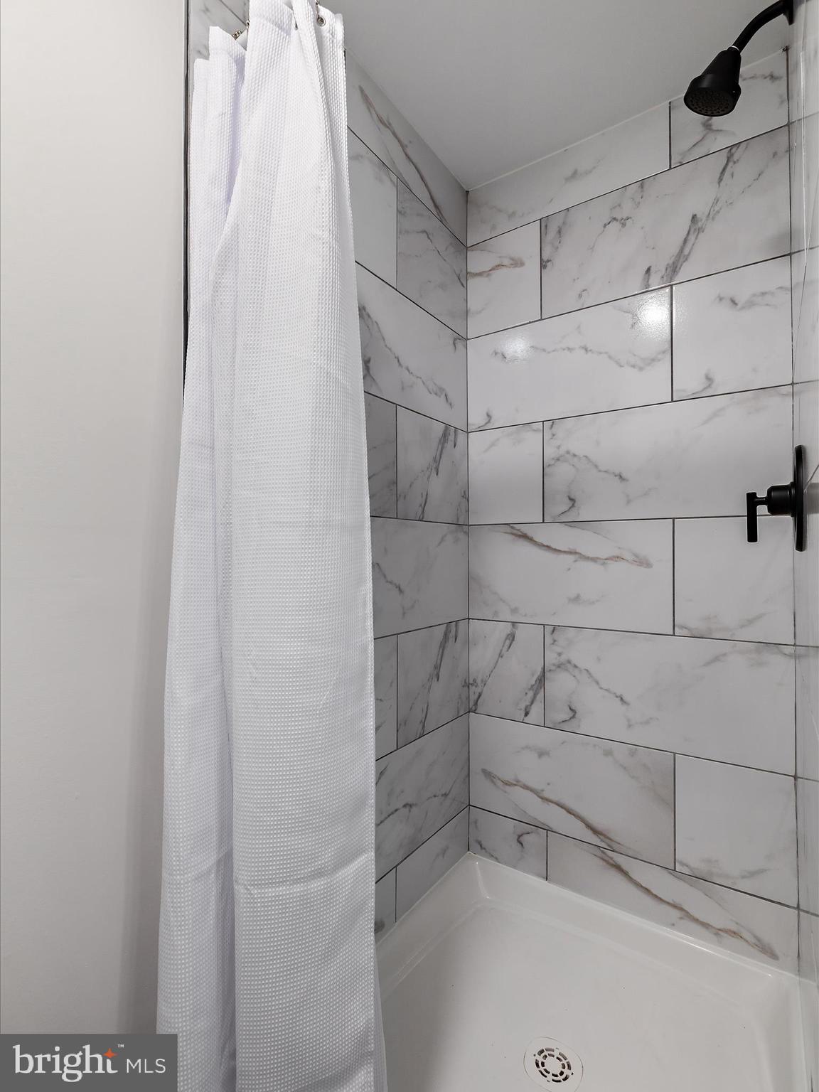 7040 Windsor Mill Road Gwynn Oak, MD 21207 - Photo 26 of 34 Bathroom