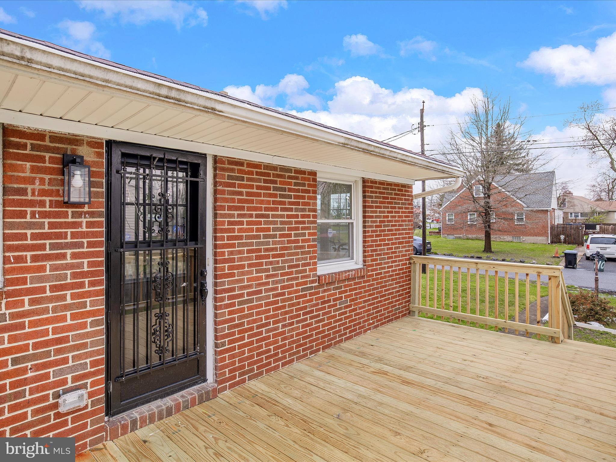 7040 Windsor Mill Road Gwynn Oak, MD 21207 - Photo 33 of 34 Deck