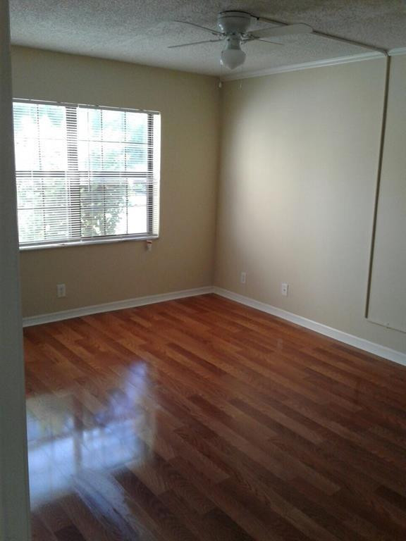 2323 Linton Ridge Circle, Unit D4 Delray Beach, FL 33444 - Photo 7 of 11 Photo 7