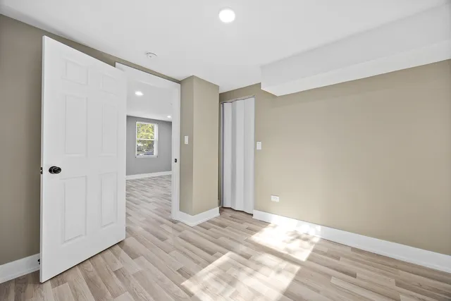 $269,900 | 209 North Hunter Street, Thornton, IL 60476