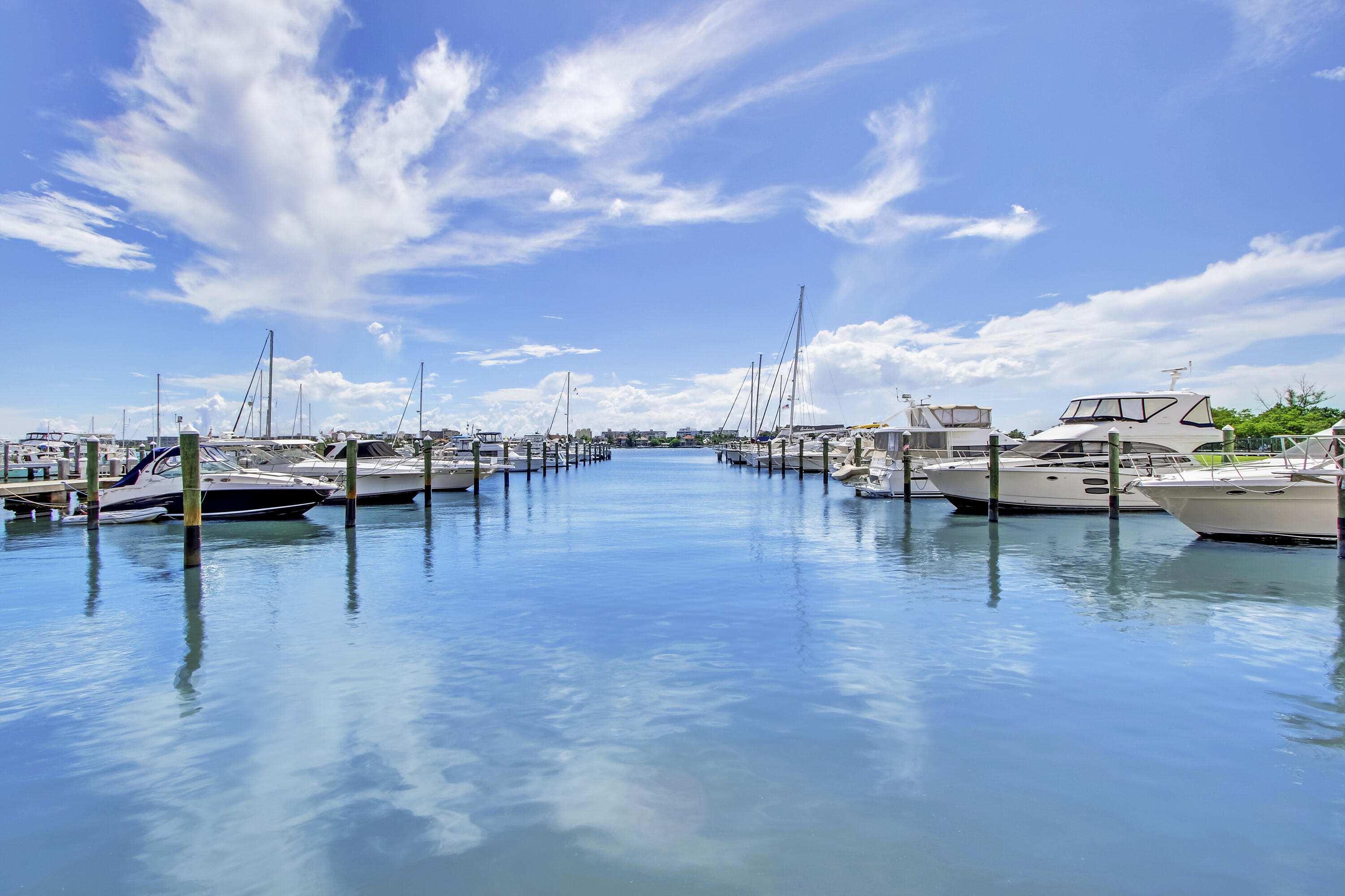 804 East Windward Way, Unit PH 21 Lantana, FL 33462 - Photo 38 of 46 a view of a swimming pool with outdoor seating