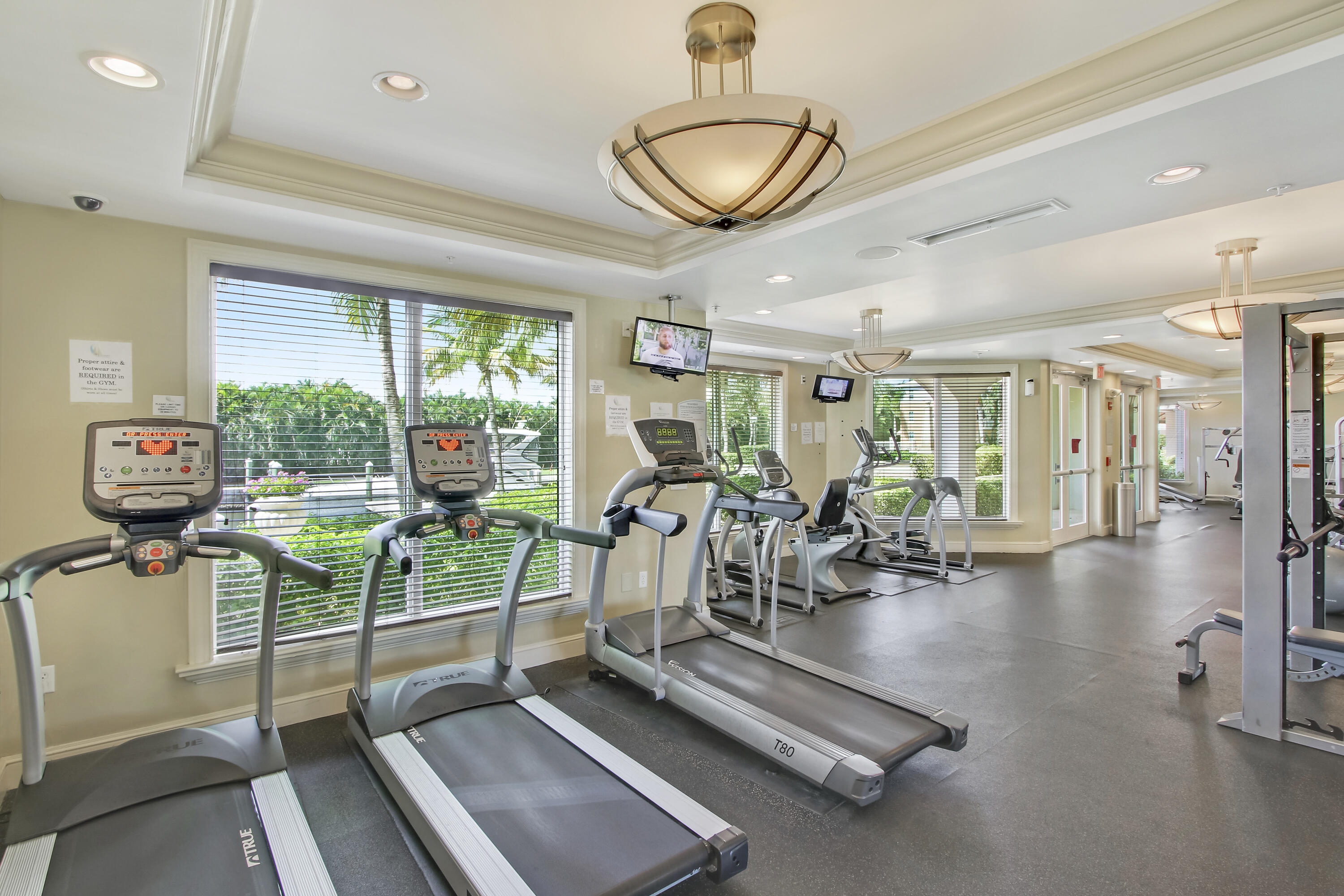 804 East Windward Way, Unit PH 21 Lantana, FL 33462 - Photo 42 of 46 a view of a room with gym equipment