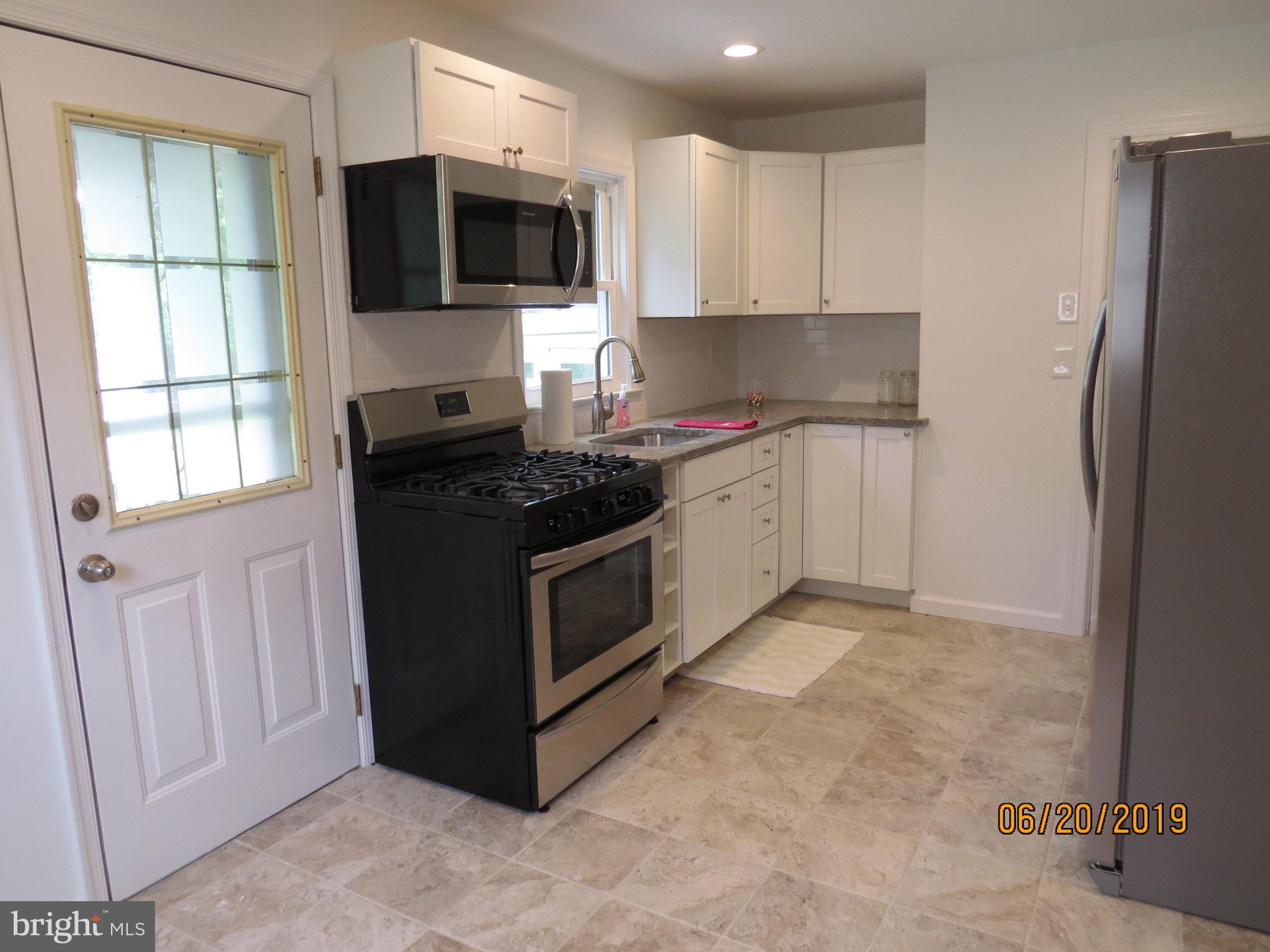25 Miry Brook Road Hamilton, NJ 08690 - Photo 11 of 50