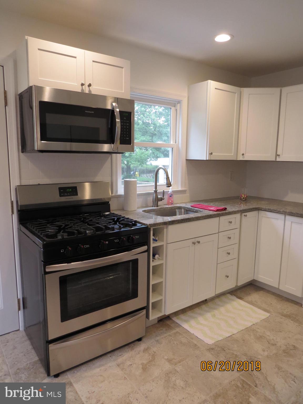 25 Miry Brook Road Hamilton, NJ 08690 - Photo 15 of 50