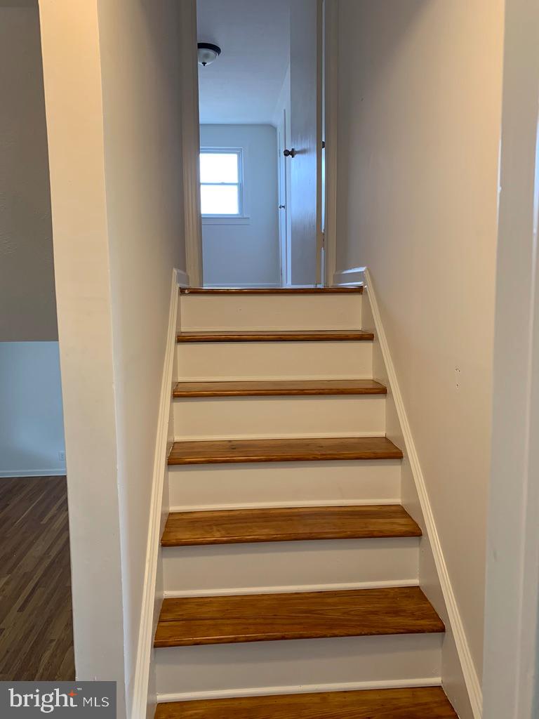 25 Miry Brook Road Hamilton, NJ 08690 - Photo 26 of 50 Stairs from 2nd floor to Bedroom #3