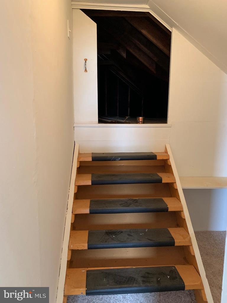 25 Miry Brook Road Hamilton, NJ 08690 - Photo 31 of 50 Large walk-in closet #3 with walk-up attic access