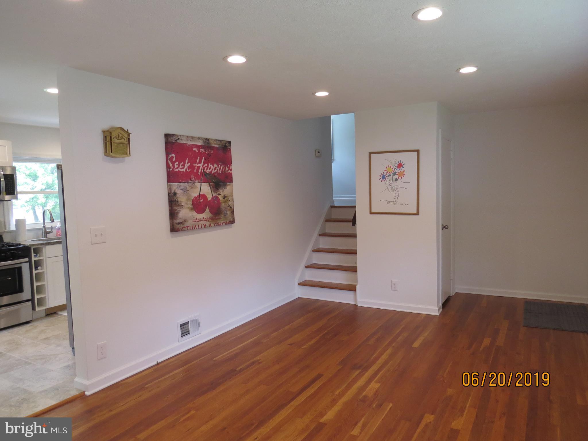 25 Miry Brook Road Hamilton, NJ 08690 - Photo 5 of 50