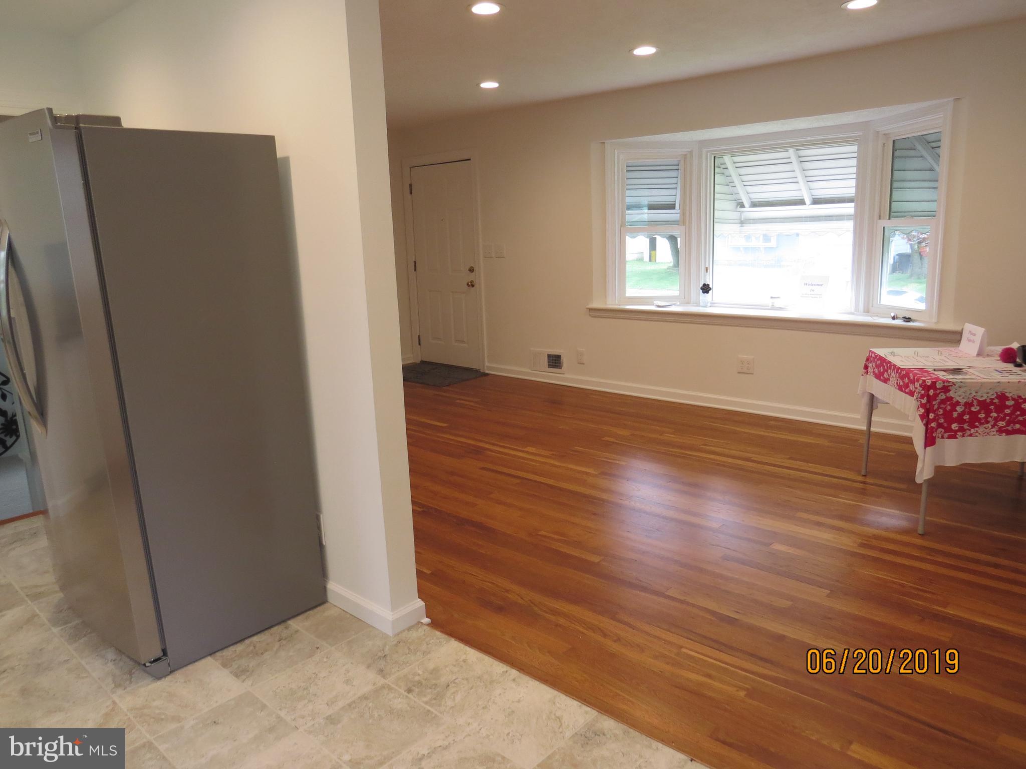 25 Miry Brook Road Hamilton, NJ 08690 - Photo 9 of 50