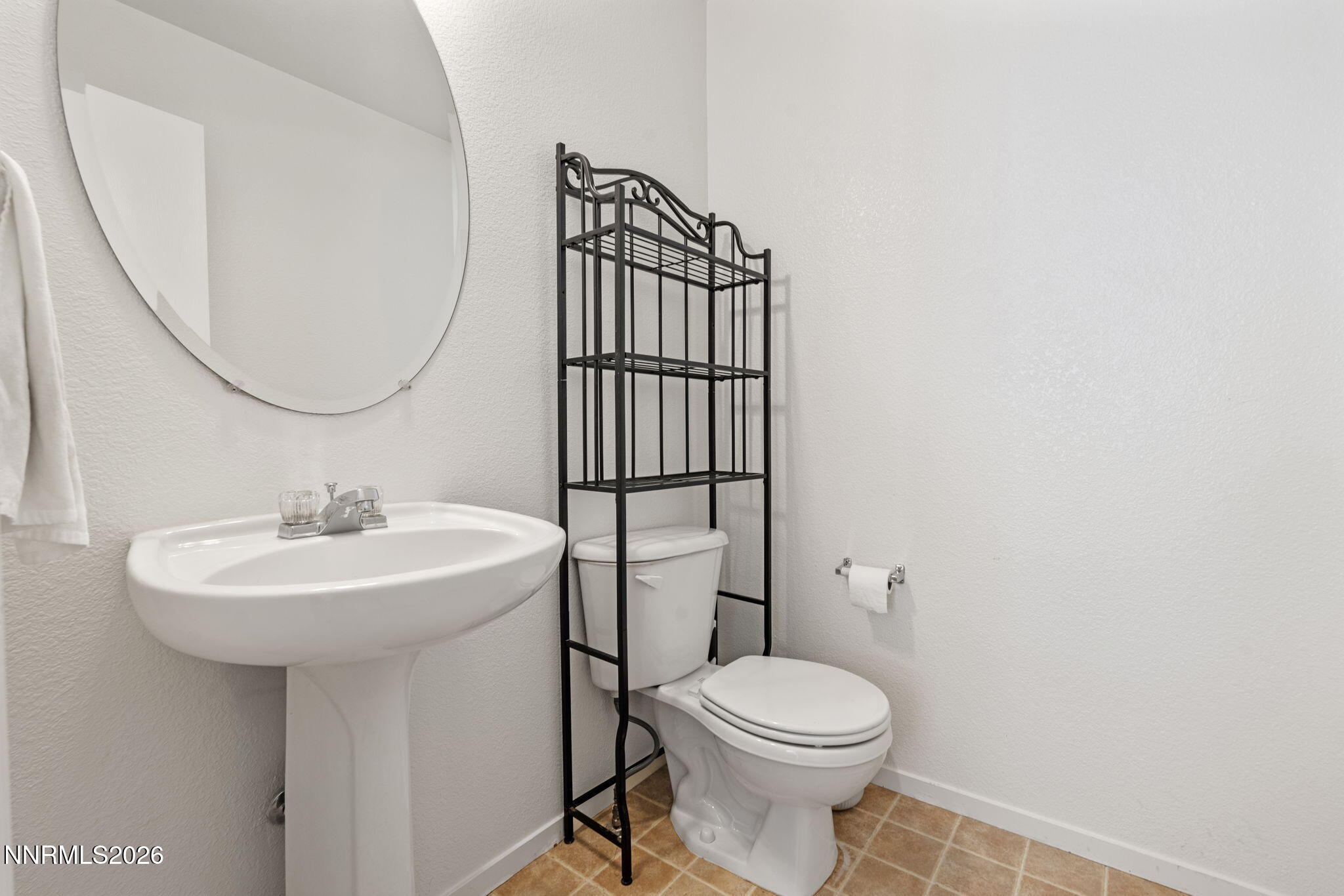 9490 Autumn Leaf Way Reno, NV 89506 - Photo 13 of 31 1:2 bath