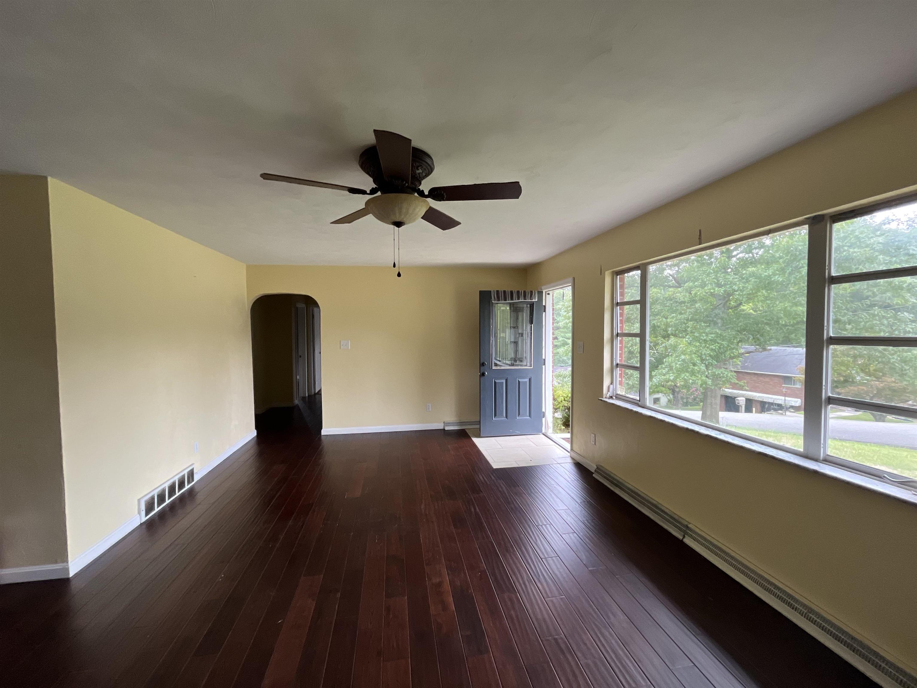 419 Cardinal Road Russell, KY 41169 - Photo 11 of 23 Gallery Image 11