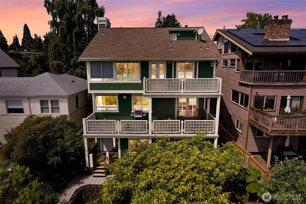 $1,750,000 | 6222 37th Avenue Northeast, Seattle, WA 98115