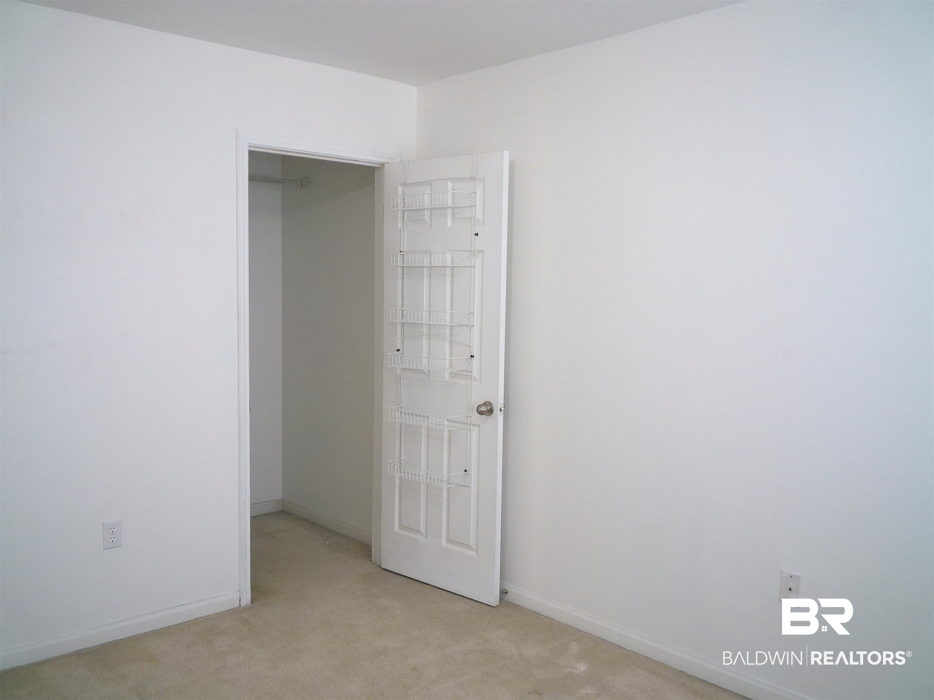 1517 Regency Road, Unit 135 Gulf Shores, AL 36542 - Photo 26 of 31