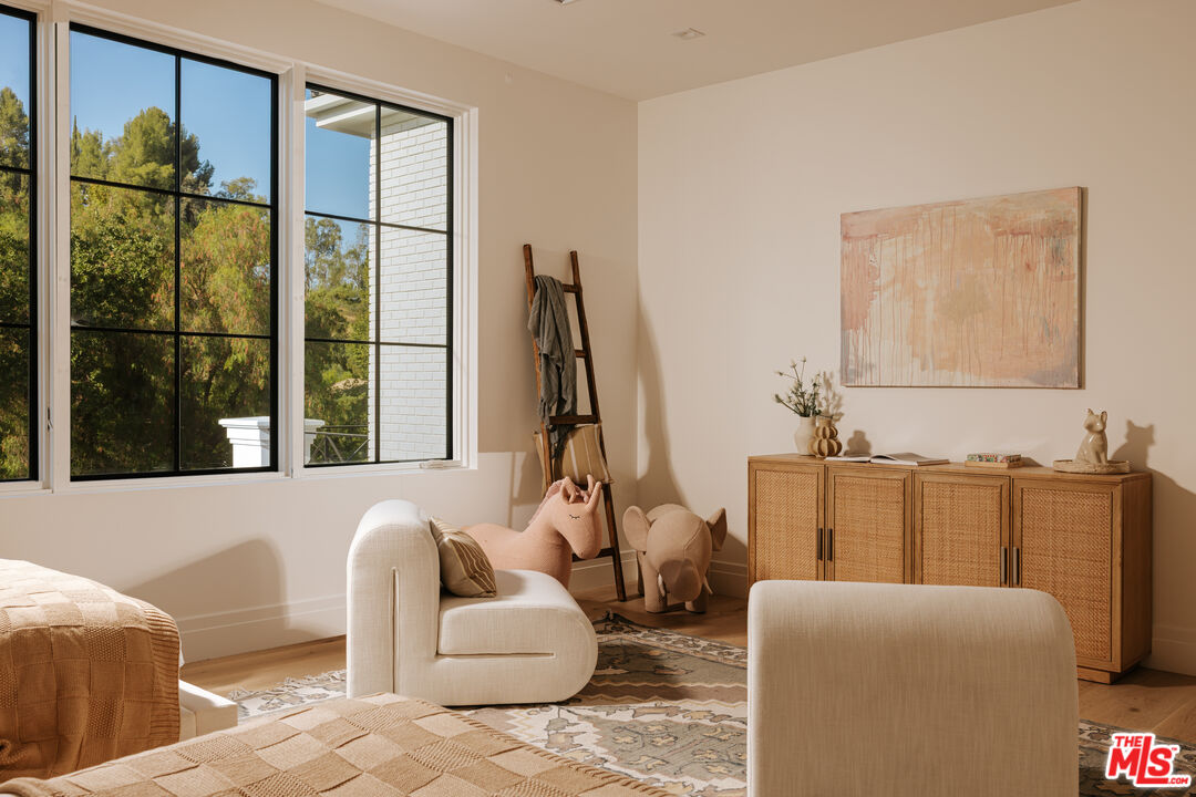 24044 Long Valley Road Hidden Hills, CA 91302 - Photo 17 of 32 Gallery Image 17