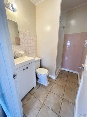 $1,225 | 26 Fairway Drive, Fairview Heights, IL 62208