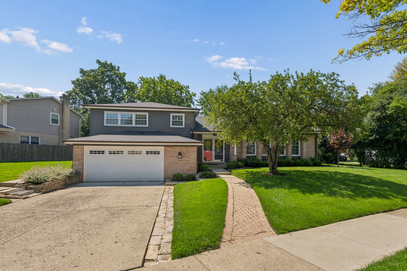 3923 Rutgers Lane Northbrook, IL 60062 - Photo 1 of 24