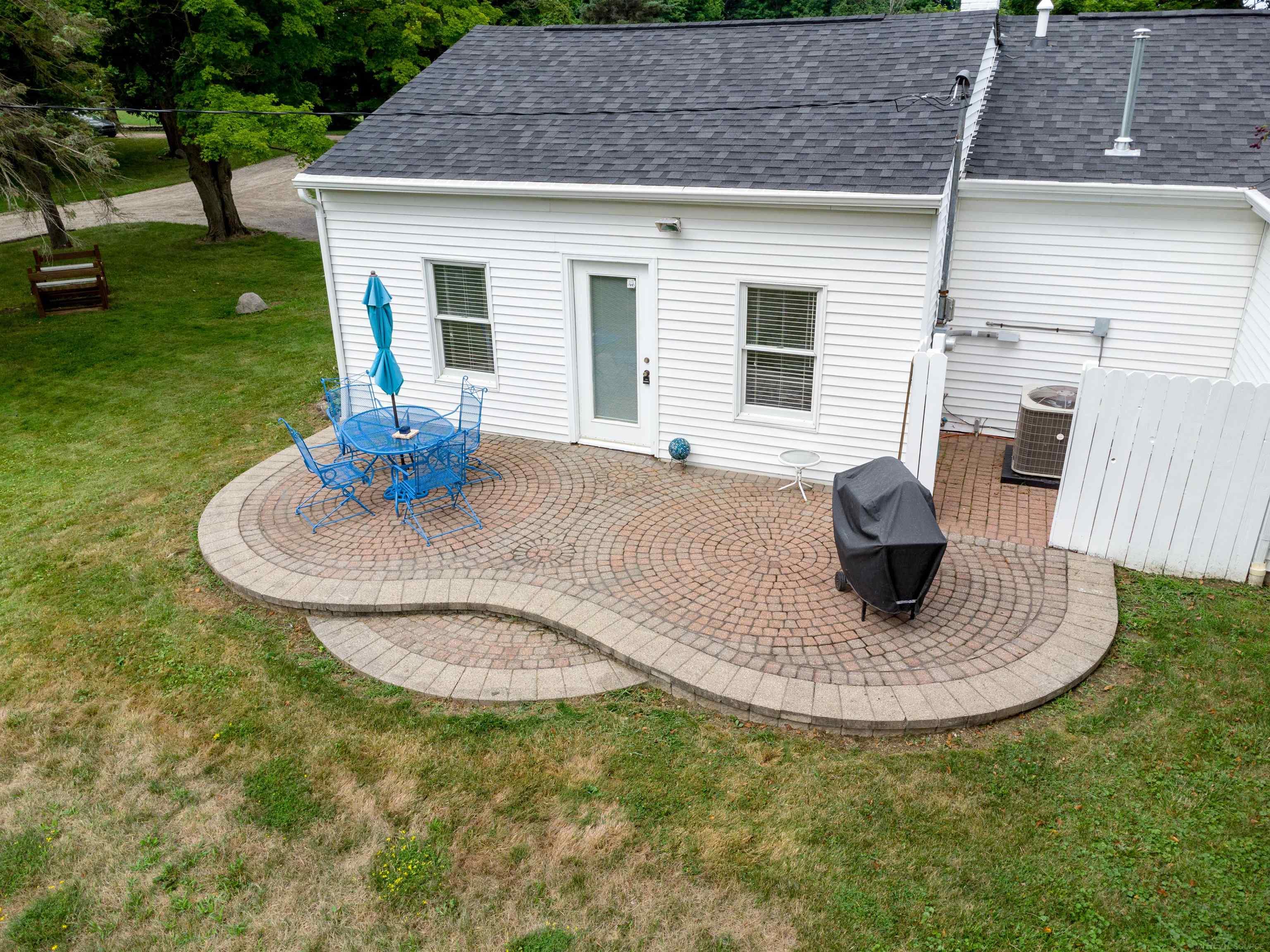 795 Taylor Road Brighton, MI 48114 - Photo 6 of 39