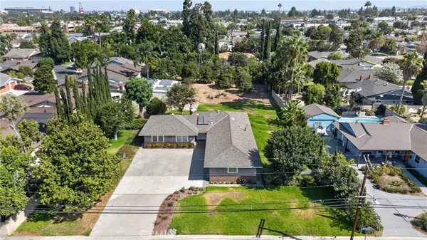 $2,299,000 | 1721 West Palmyra Avenue, Orange, CA 92868
