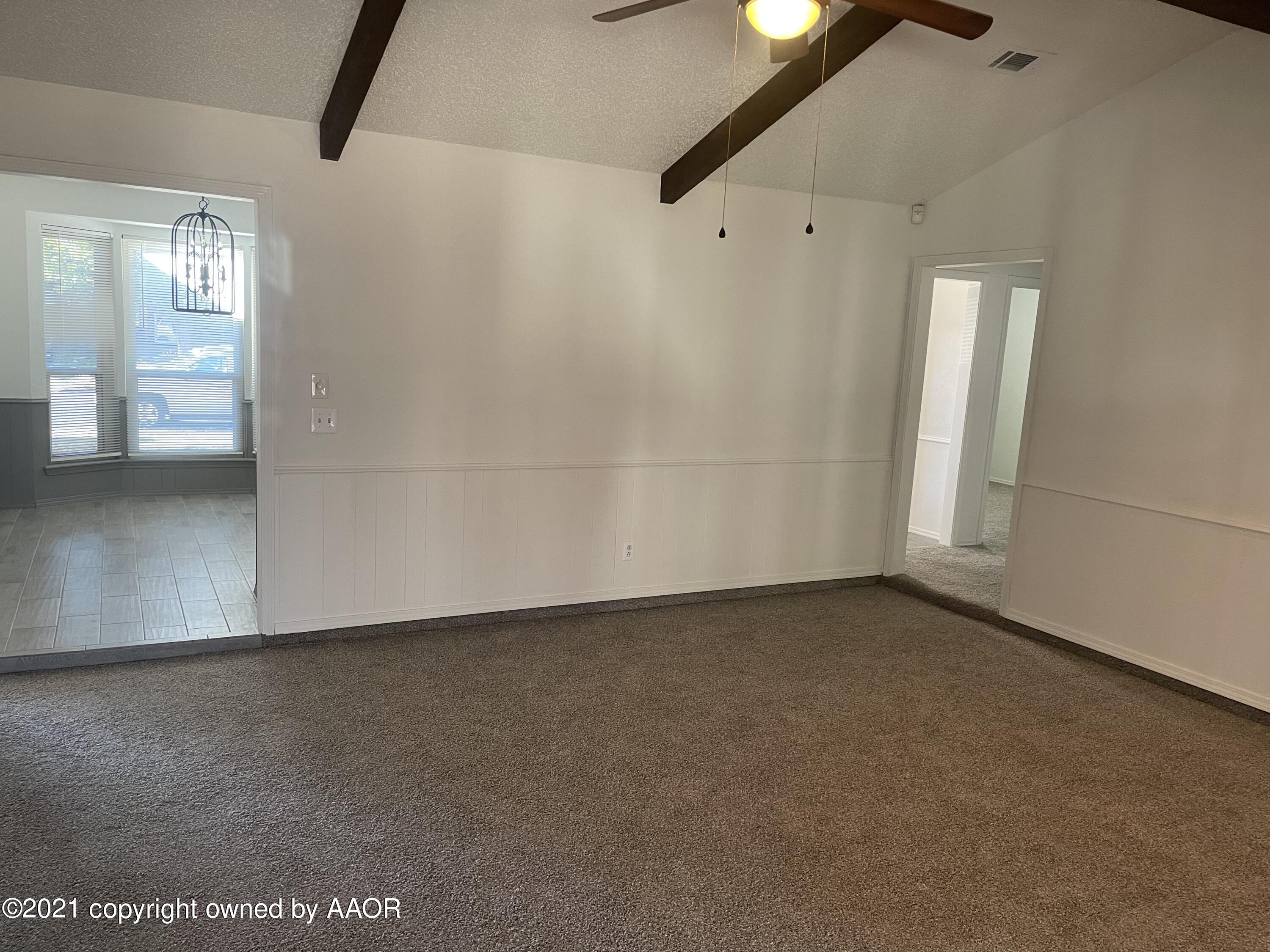 5309 Wheeler Lane Amarillo, TX 79110 - Photo 4 of 20 a view of hallway with window
