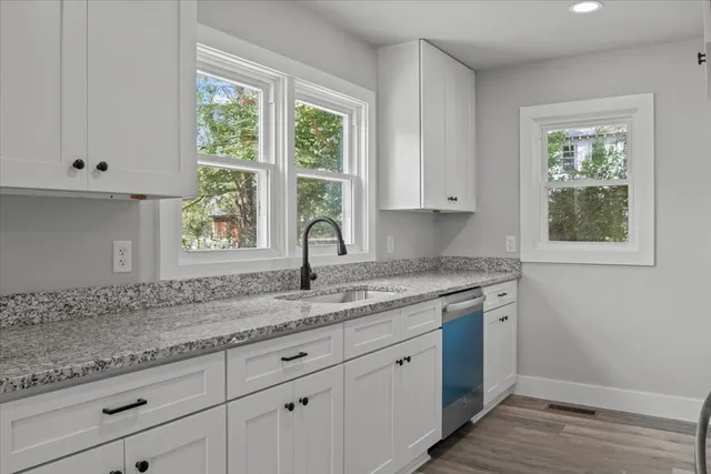 $365,000 | 422 High Street, Dickson, TN 37055