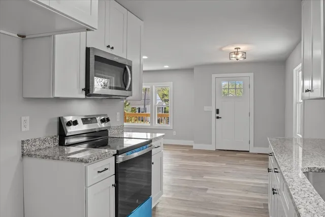 $365,000 | 422 High Street, Dickson, TN 37055