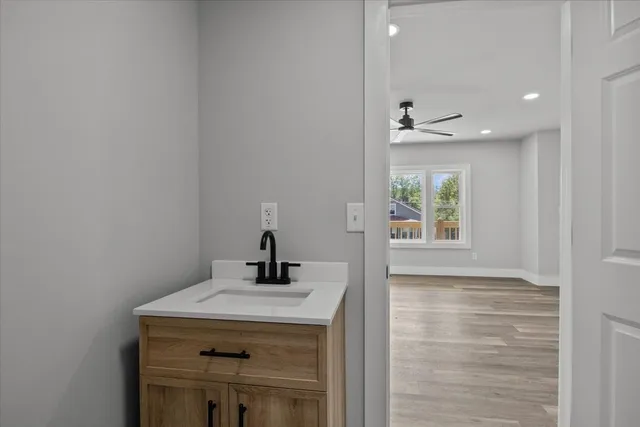 $365,000 | 422 High Street, Dickson, TN 37055