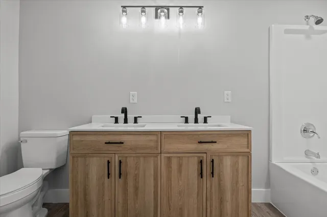 $365,000 | 422 High Street, Dickson, TN 37055