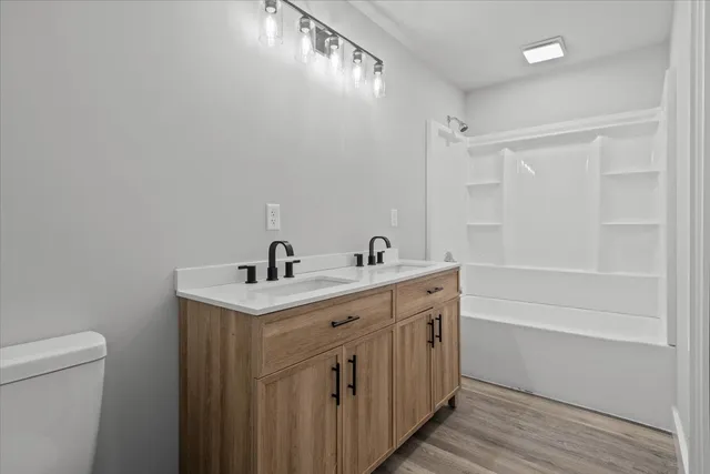 $365,000 | 422 High Street, Dickson, TN 37055