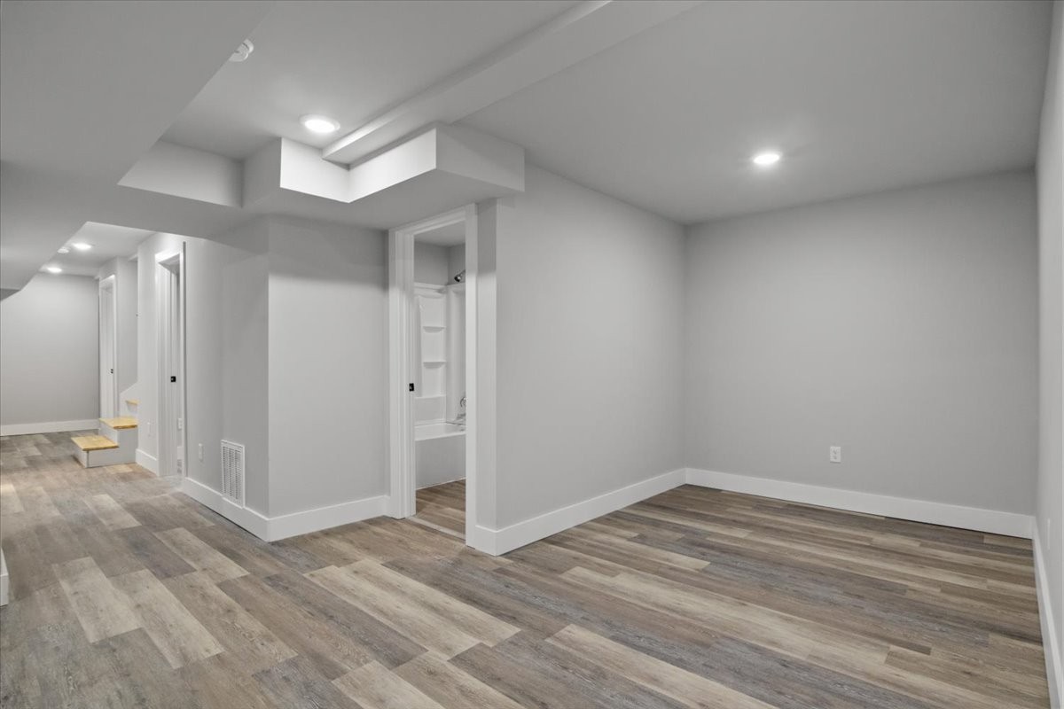 422 High Street Dickson, TN 37055 - Photo 29 of 58 wooden floor in an empty room