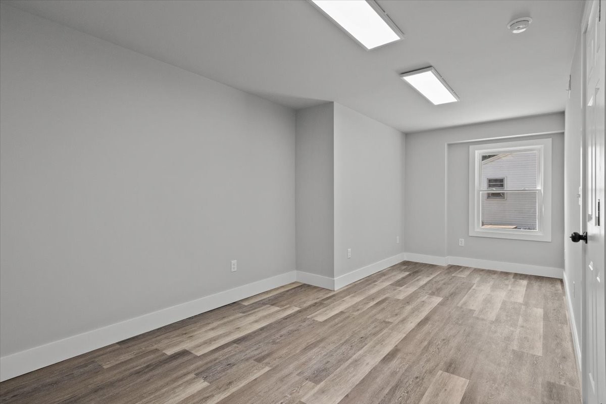 422 High Street Dickson, TN 37055 - Photo 32 of 58 a view of wooden floor in an empty room