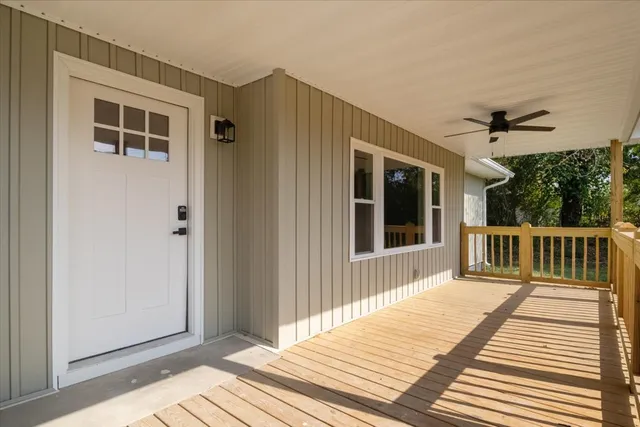 $365,000 | 422 High Street, Dickson, TN 37055