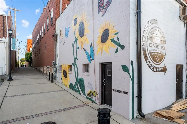 $365,000 | 422 High Street, Dickson, TN 37055