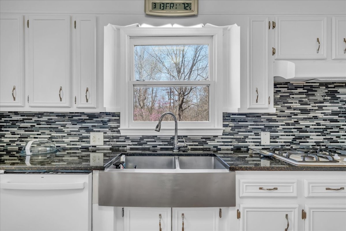 1389 Coconut Ridge Road Smithville, TN 37166 - Photo 21 of 61