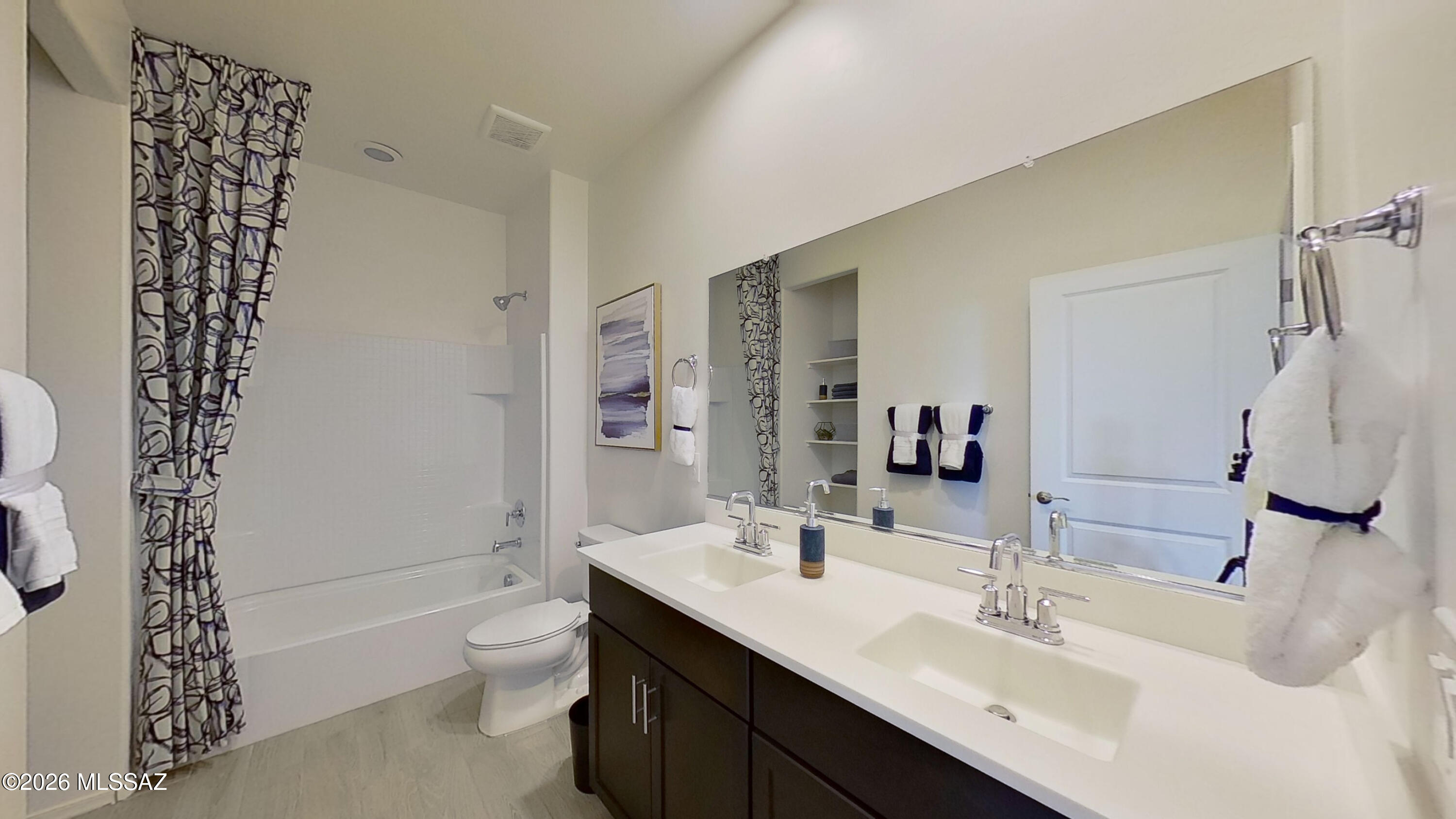 14091 East Golden Oaks Road Vail, AZ 85641 - Photo 29 of 43 14091-E-Golden-Oaks-Rd-5-hall-bath1