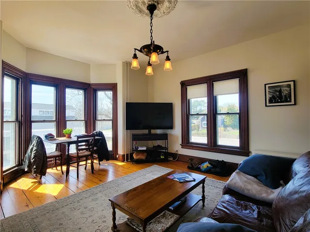 $312,000 | 2951 East Main Road, Unit 4, Portsmouth, RI 02871