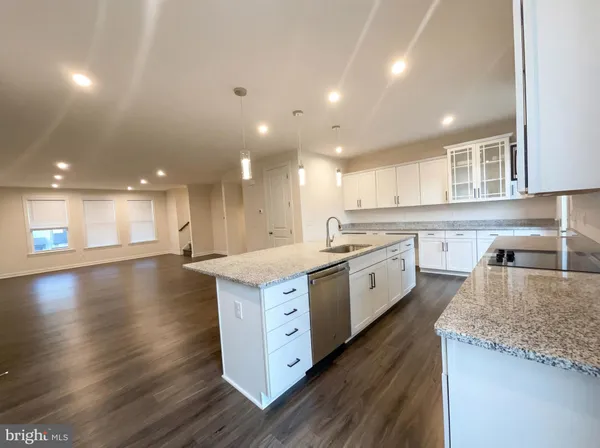 $836,000 | 8124 Bock Farm Place, Alexandria, VA 22306