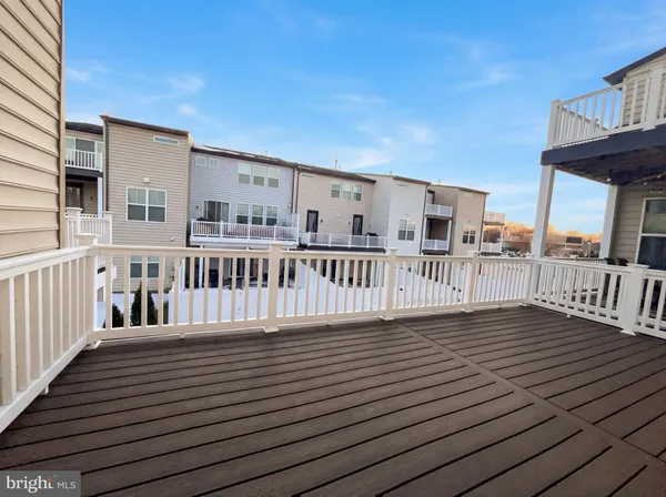 $836,000 | 8124 Bock Farm Place, Alexandria, VA 22306