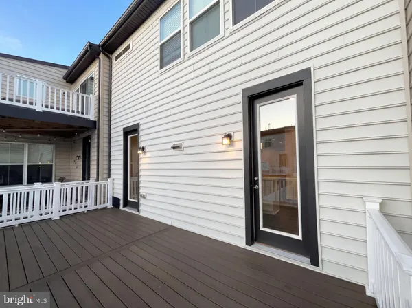 $836,000 | 8124 Bock Farm Place, Alexandria, VA 22306