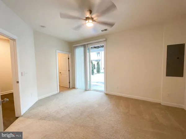$836,000 | 8124 Bock Farm Place, Alexandria, VA 22306