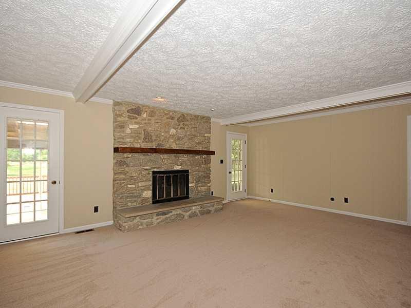 453 Mill Farm Road Noblesville, IN 46062 - Photo 4 of 12 Gallery Image 4