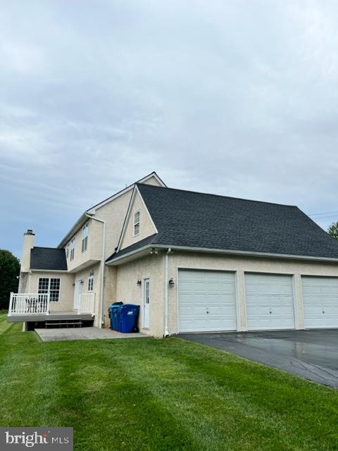 271 West Branch Road Oxford, PA 19363 - Photo 4 of 42 a house view with a garden space