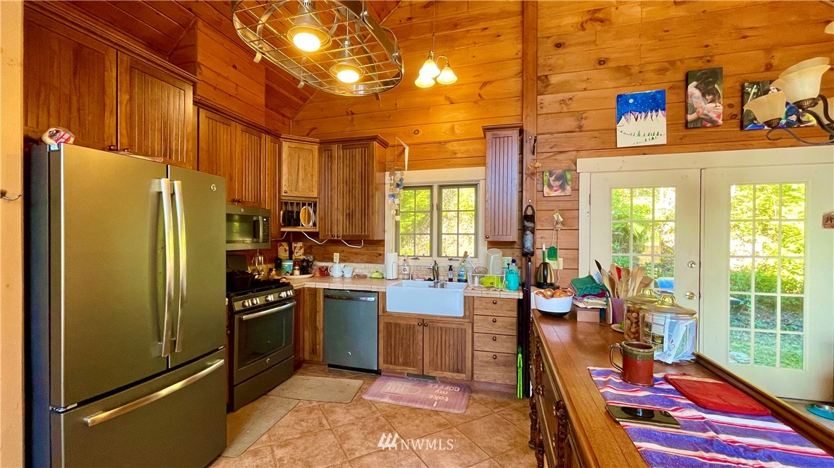 340 Dekay Road Hoquiam, WA 98550 - Photo 10 of 30 Gallery Image 10