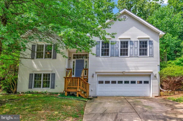 $3,200 | 15722 Brandywine Road, Dumfries, VA 22025