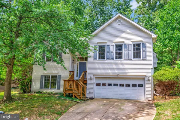 $3,200 | 15722 Brandywine Road, Dumfries, VA 22025