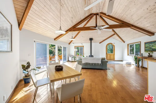 $5,000 | 1671 1/2 Happy Trail, Topanga, CA 90290