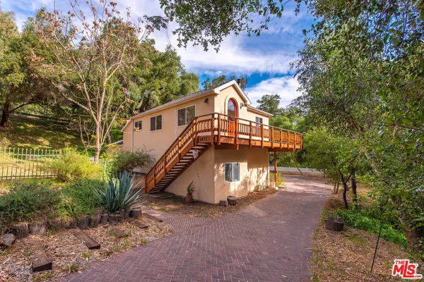 $5,000 | 1671 1/2 Happy Trail, Topanga, CA 90290
