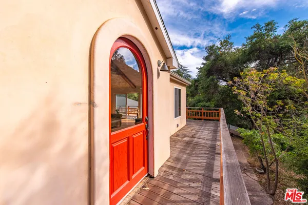 $5,000 | 1671 1/2 Happy Trail, Topanga, CA 90290