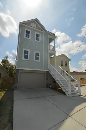 $2,900 | 463 Race Street, Unit A, Charleston, SC 29403