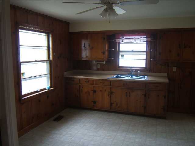 7717 Edna M Road Louisville, KY 40258 - Photo 7 of 10 Additional Photo